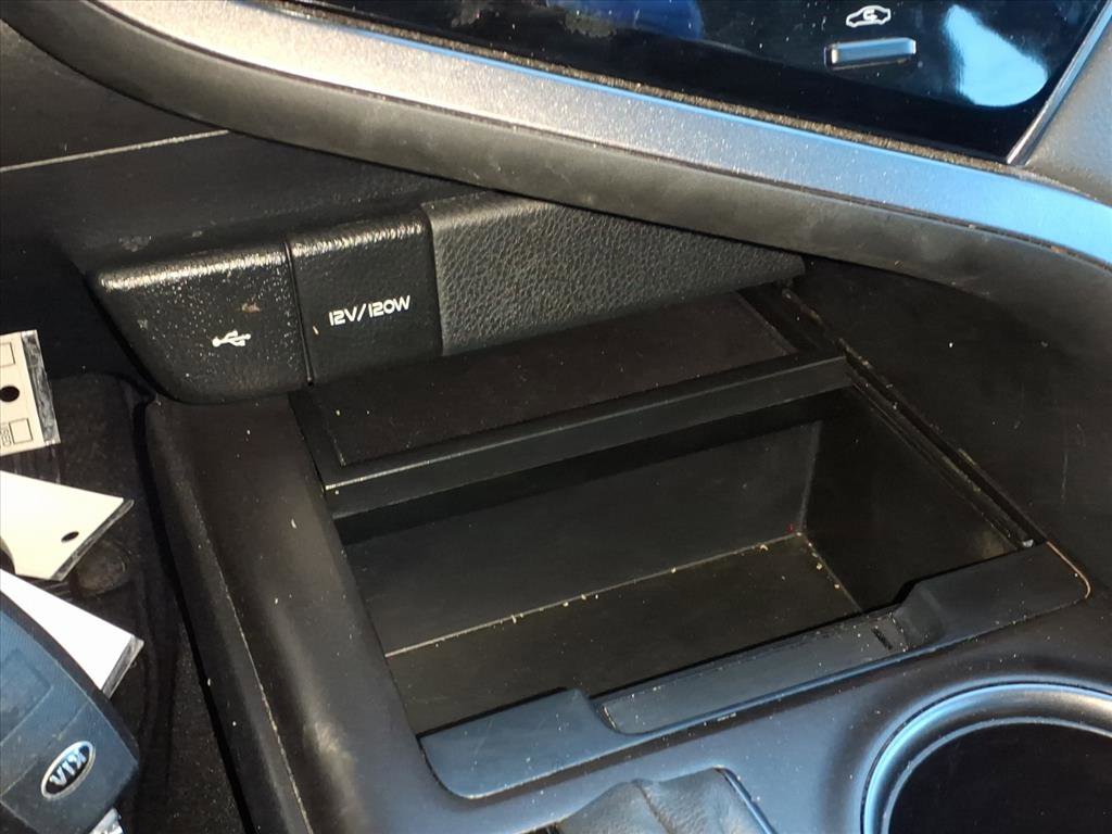 Used 2024 Toyota Camry SE image 17