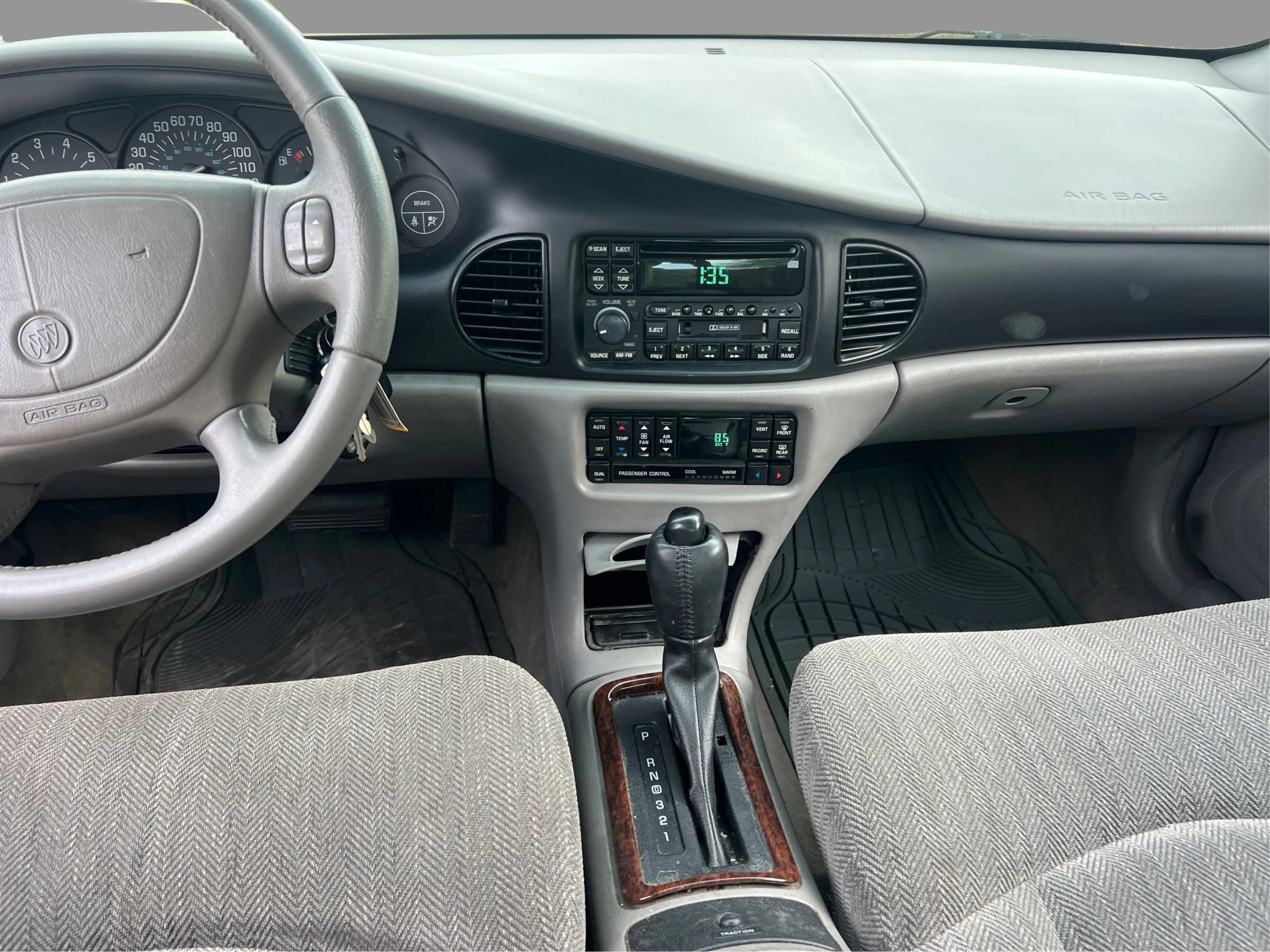 Used 2003 Buick Regal LS w/ LS Luxury Package FWD image 16