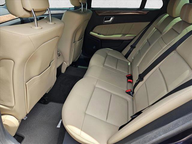 Used 2012 Mercedes-Benz E 350 4MATIC Sedan image 18