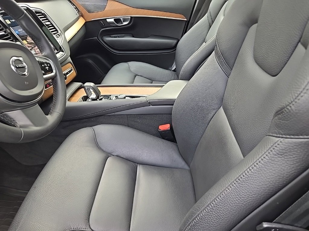 Certified 2023 Volvo XC90 B6 Plus w/ Protection Package Premier image 20