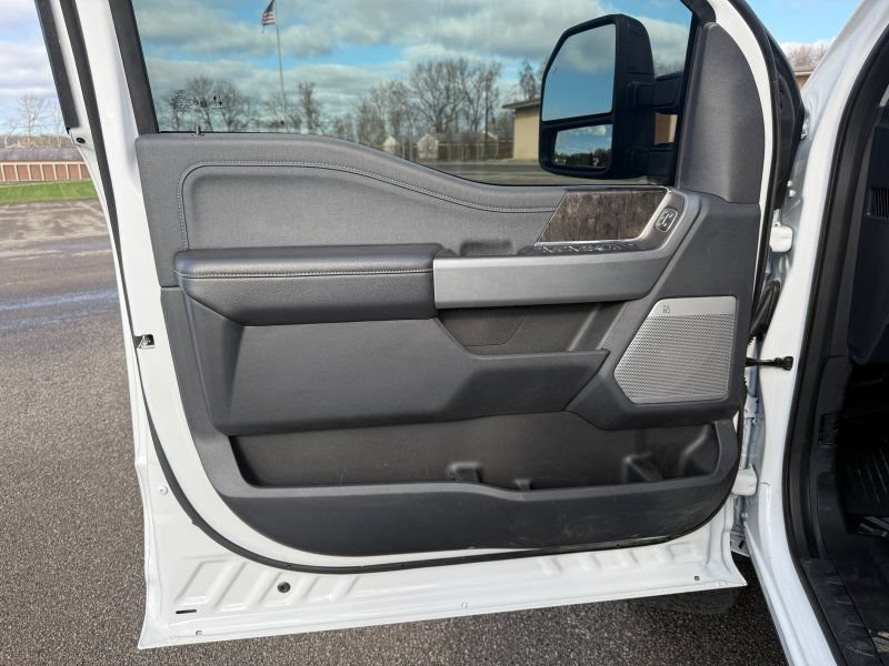 Used 2024 Ford F250 Lariat AWD/4WD image 15