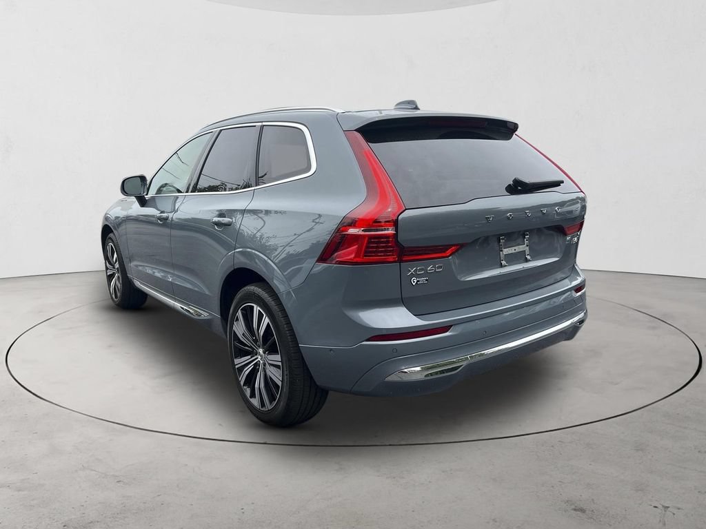 Certified 2023 Volvo XC60 B6 Ultimate w/ Climate Package AWD/4WD image 3