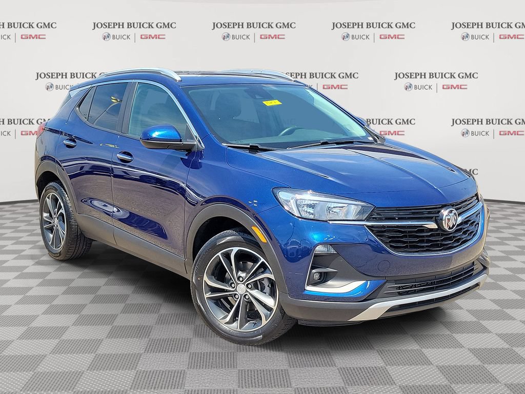 Used 2023 Buick Encore GX Select w/ Safety Package II FWD image 1