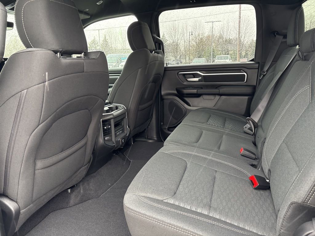 New 2026 RAM 1500 4x4 Crew Cab image 9