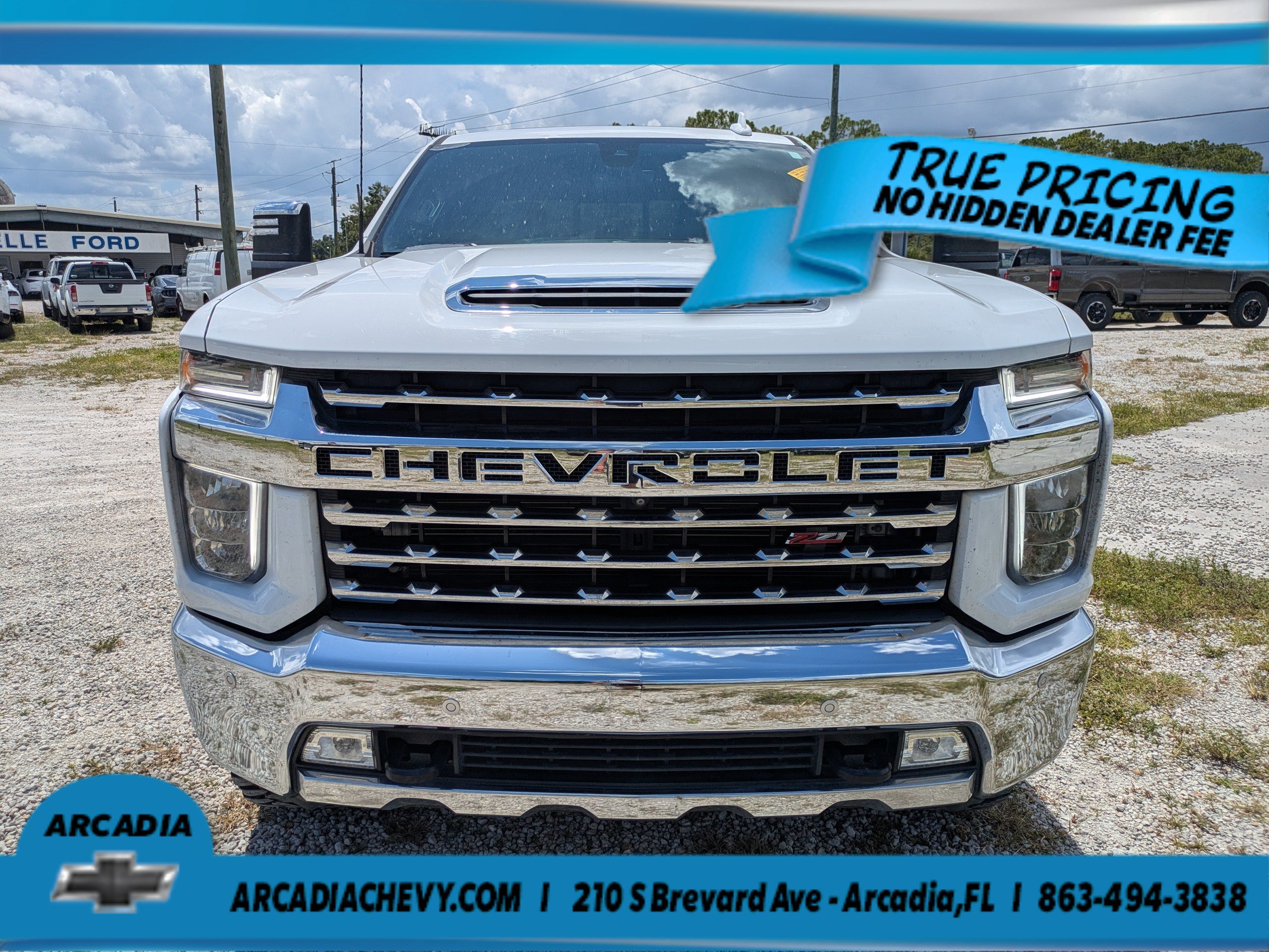 Used 2021 Chevrolet Silverado 2500 LTZ w/ LTZ Premium Package AWD/4WD image 9