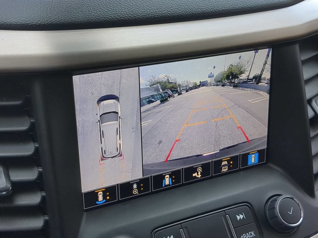Used 2023 GMC Acadia Denali w/ Black Diamond Edition FWD image 19