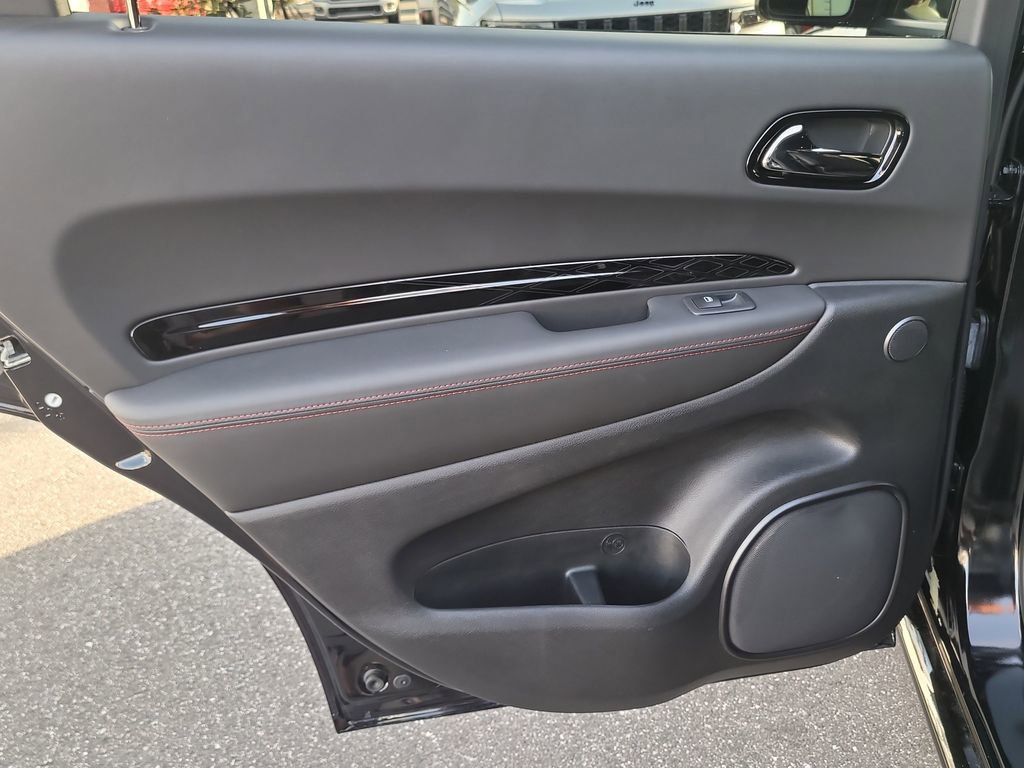 Used 2025 Dodge Durango GT image 10