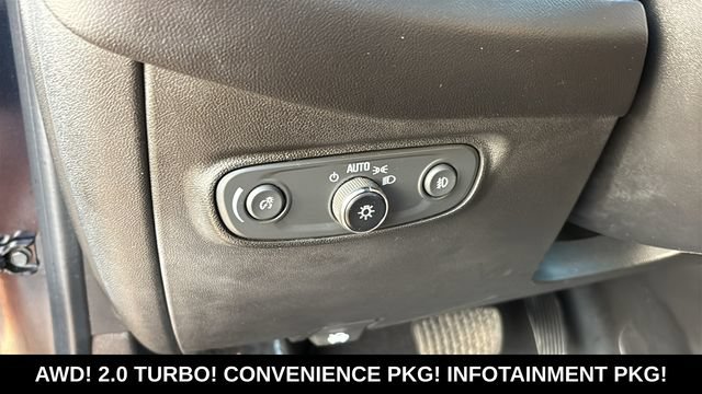 Used 2020 Chevrolet Equinox LT AWD/4WD image 11