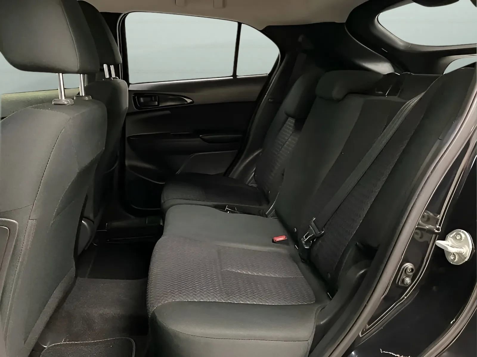 Used 2018 Mitsubishi Eclipse Cross ES AWD/4WD image 11
