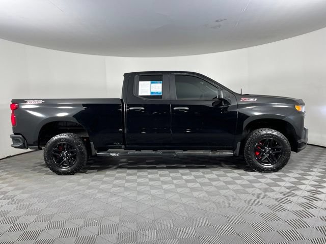 Used 2019 Chevrolet Silverado 1500 Custom Trail Boss w/ Custom Convenience Package AWD/4WD image 12