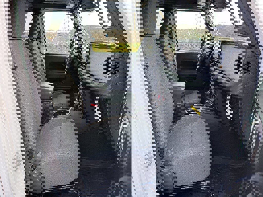 New 2026 Jeep Wrangler Unlimited Sport image 25