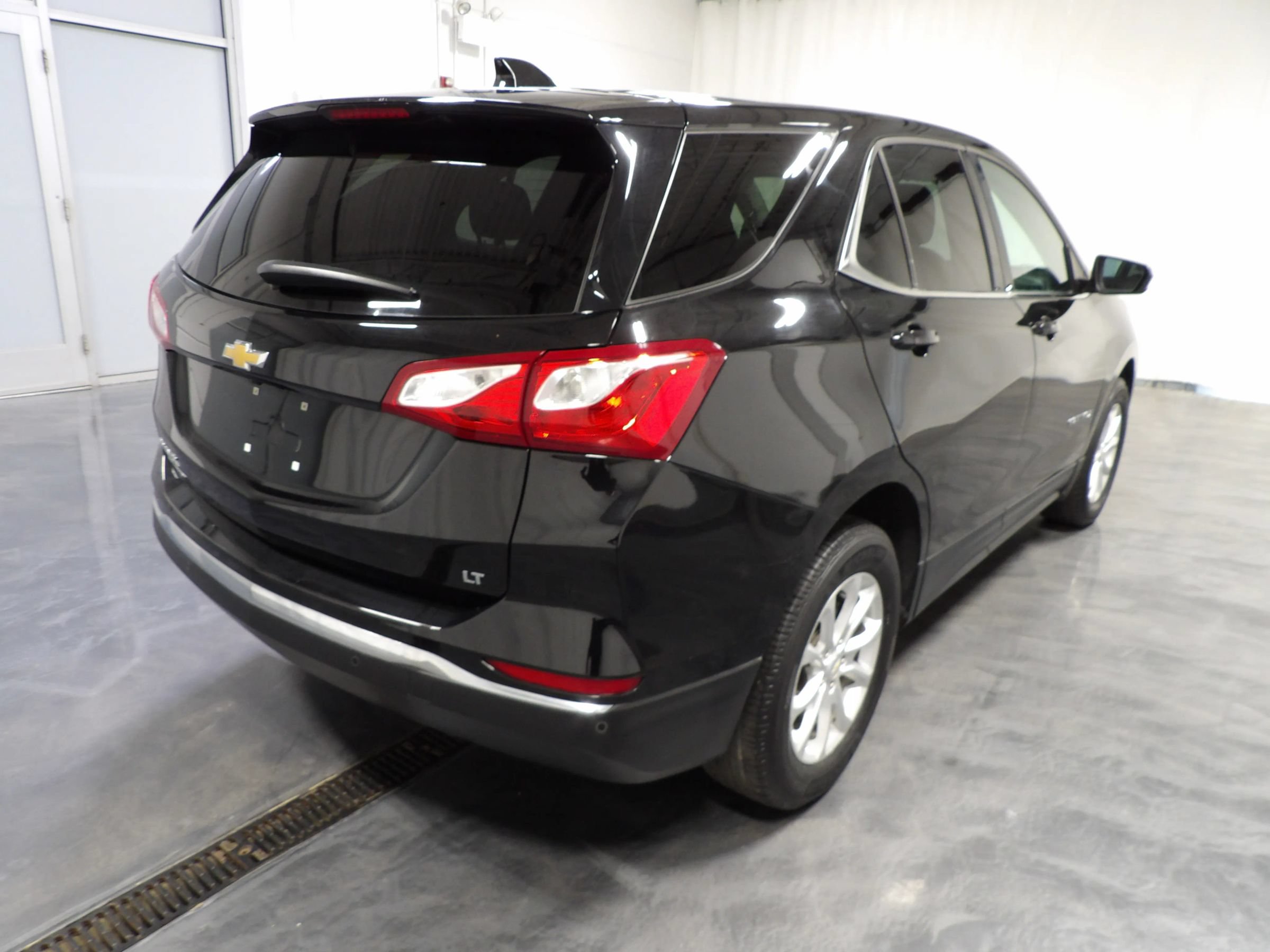 Used 2020 Chevrolet Equinox LT FWD image 4