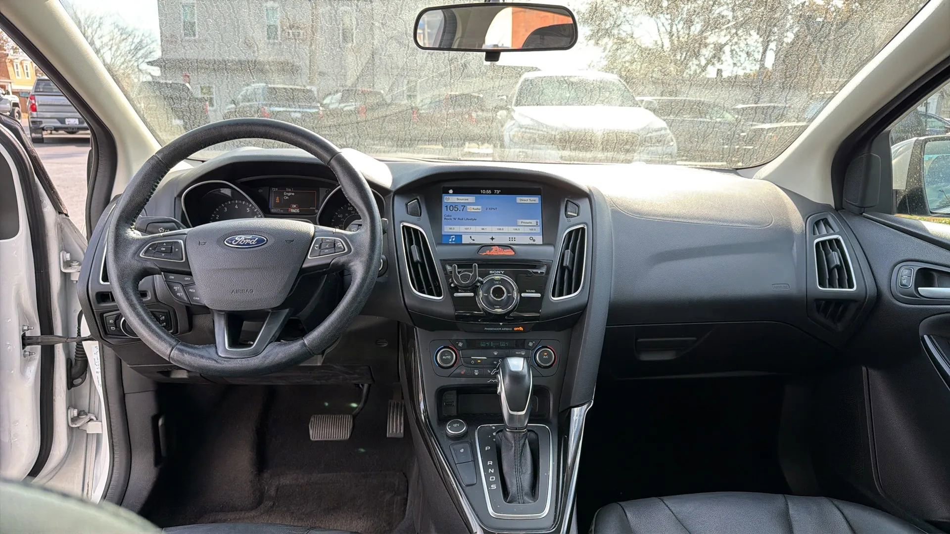 Used 2017 Ford Focus Titanium image 12