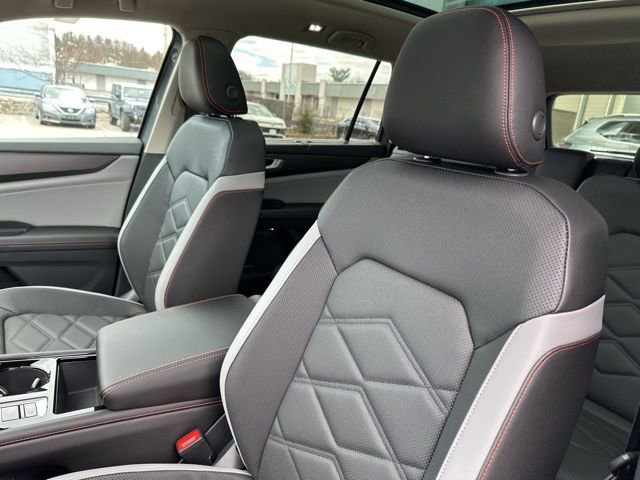 New 2026 Volkswagen Atlas Peak Edition AWD/4WD image 12