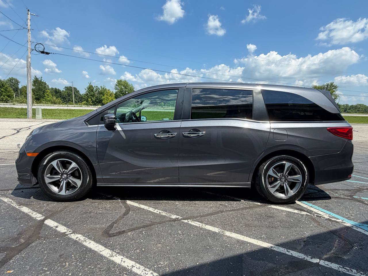 Used 2020 Honda Odyssey Touring image 3