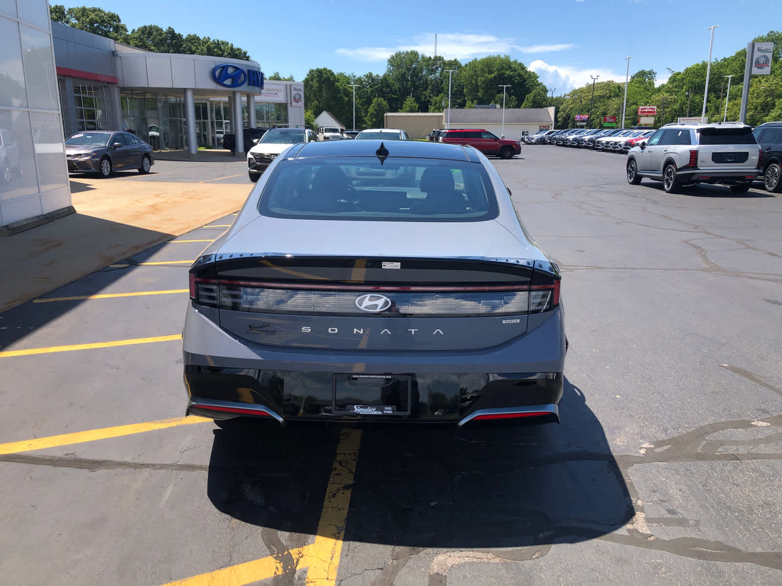 Certified 2025 Hyundai Sonata Limited FWD image 5