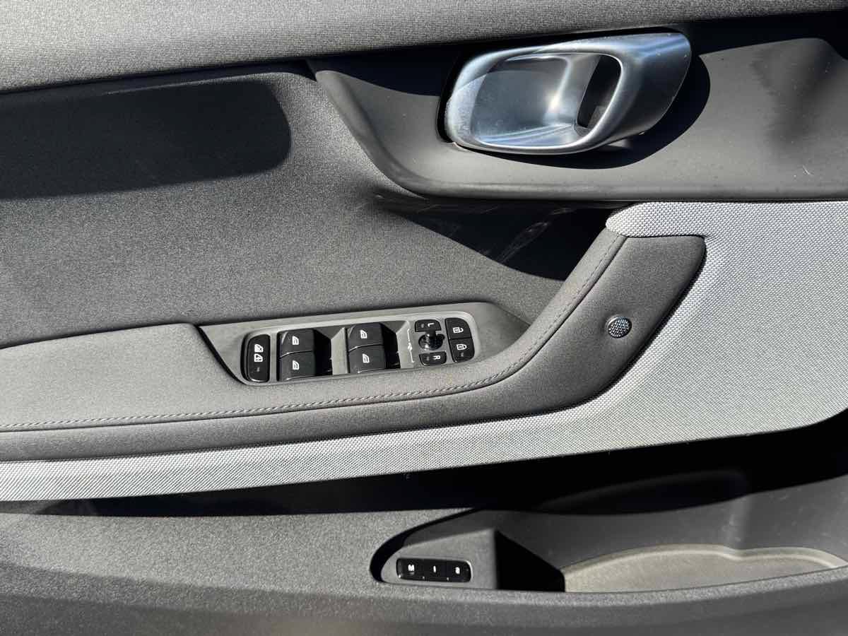 Used 2023 Polestar Polestar 2 w/ Pilot Pack AWD/4WD image 31