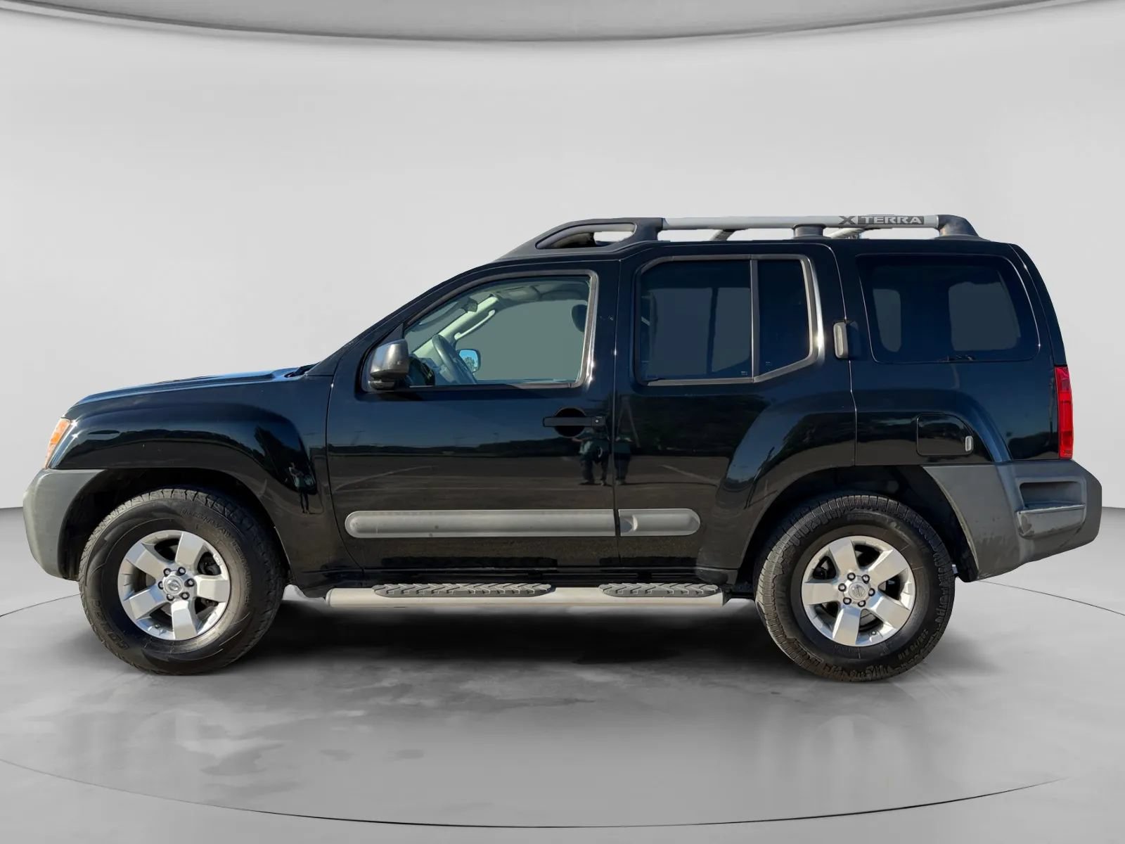 Used 2012 Nissan Xterra S w/ Value Package RWD image 2