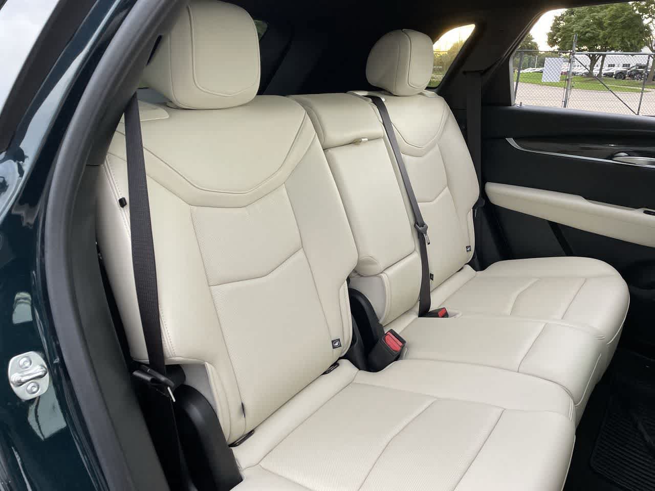 Certified 2024 Cadillac XT5 Sportv AWD/4WD image 15