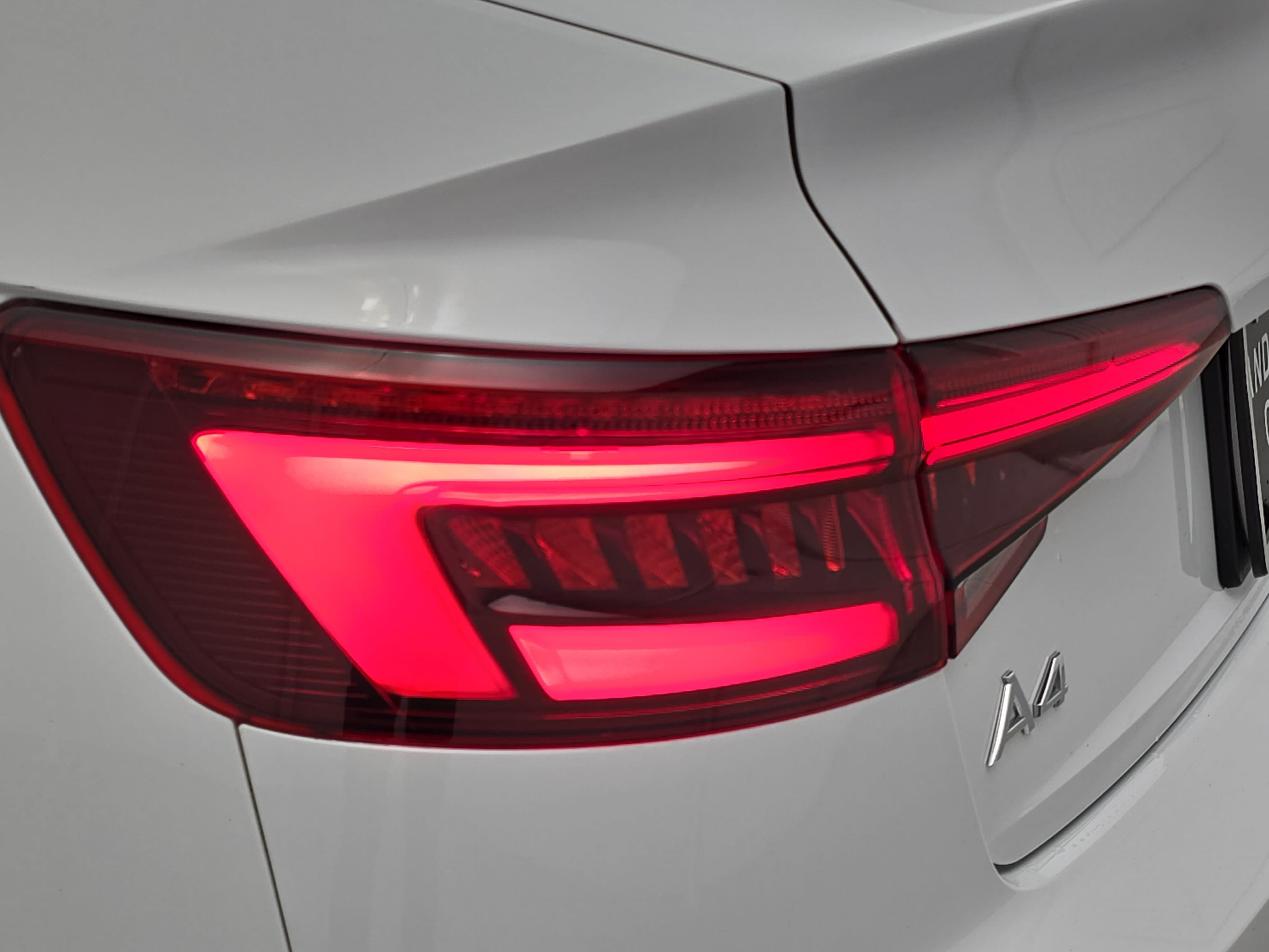Used 2019 Audi A4 2.0T Premium Plus w/ Premium Plus Package AWD/4WD image 34