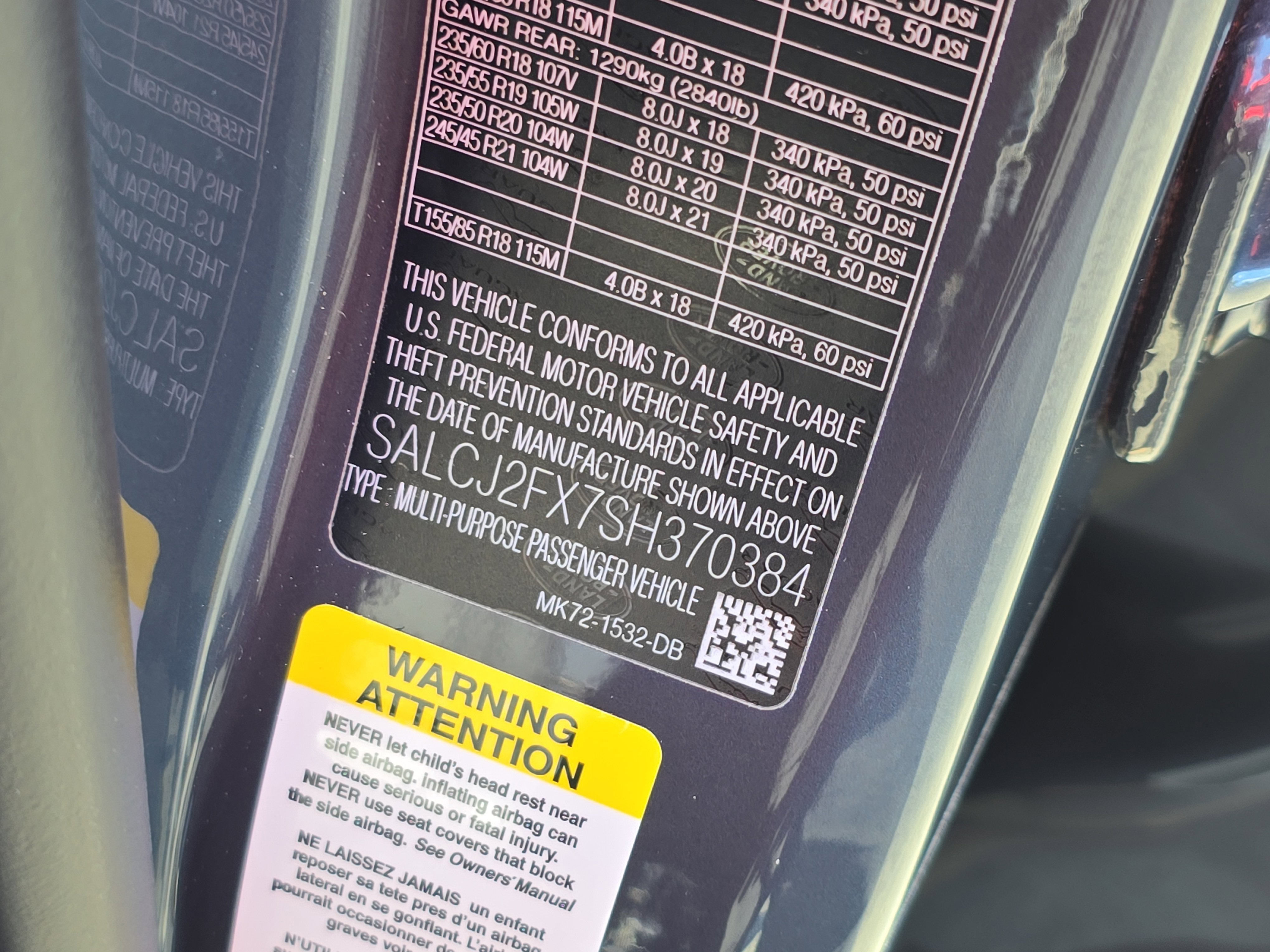 New 2025 Land Rover Discovery Sport S image 35