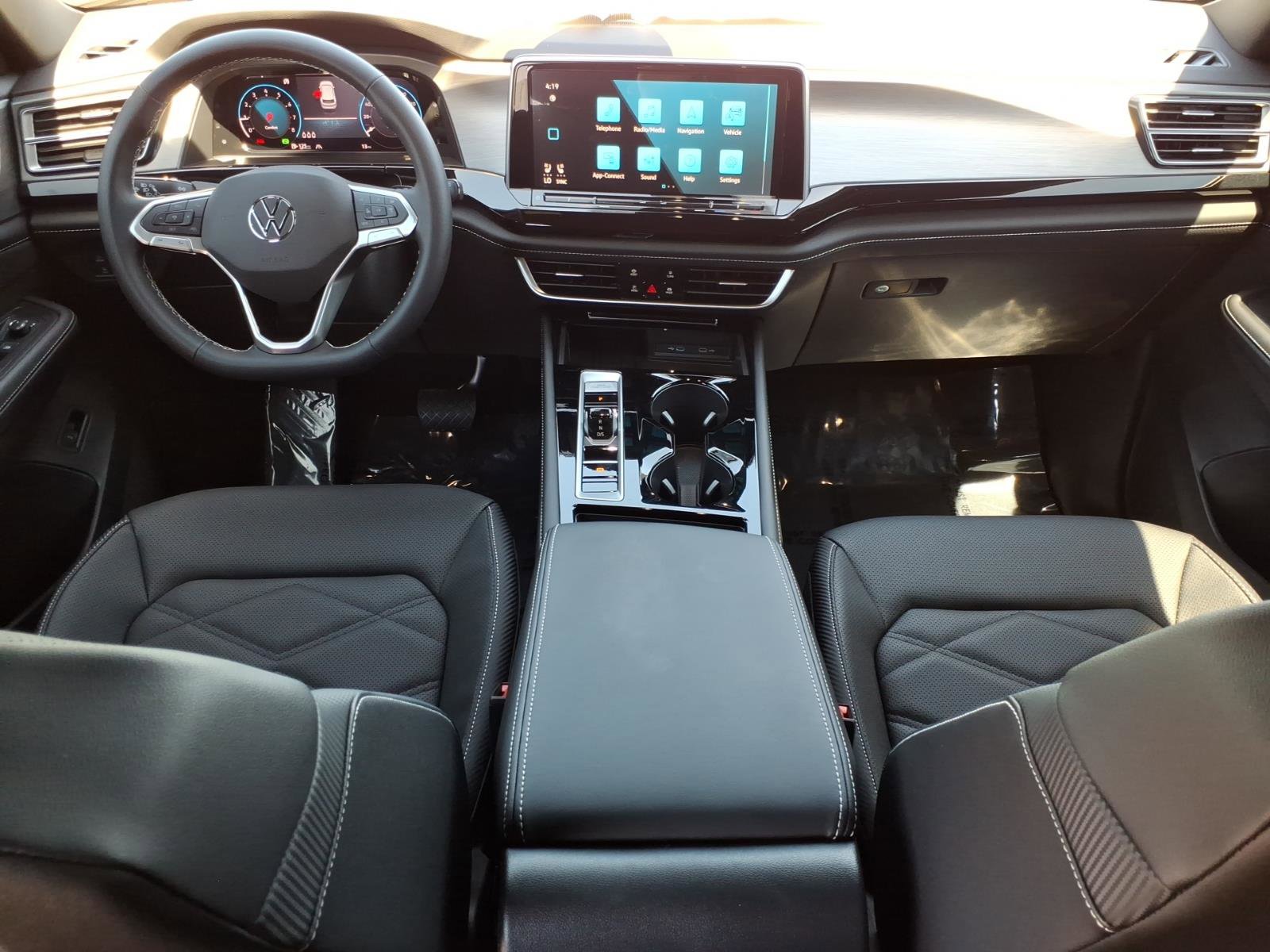 New 2026 Volkswagen Atlas Cross Sport SE image 14