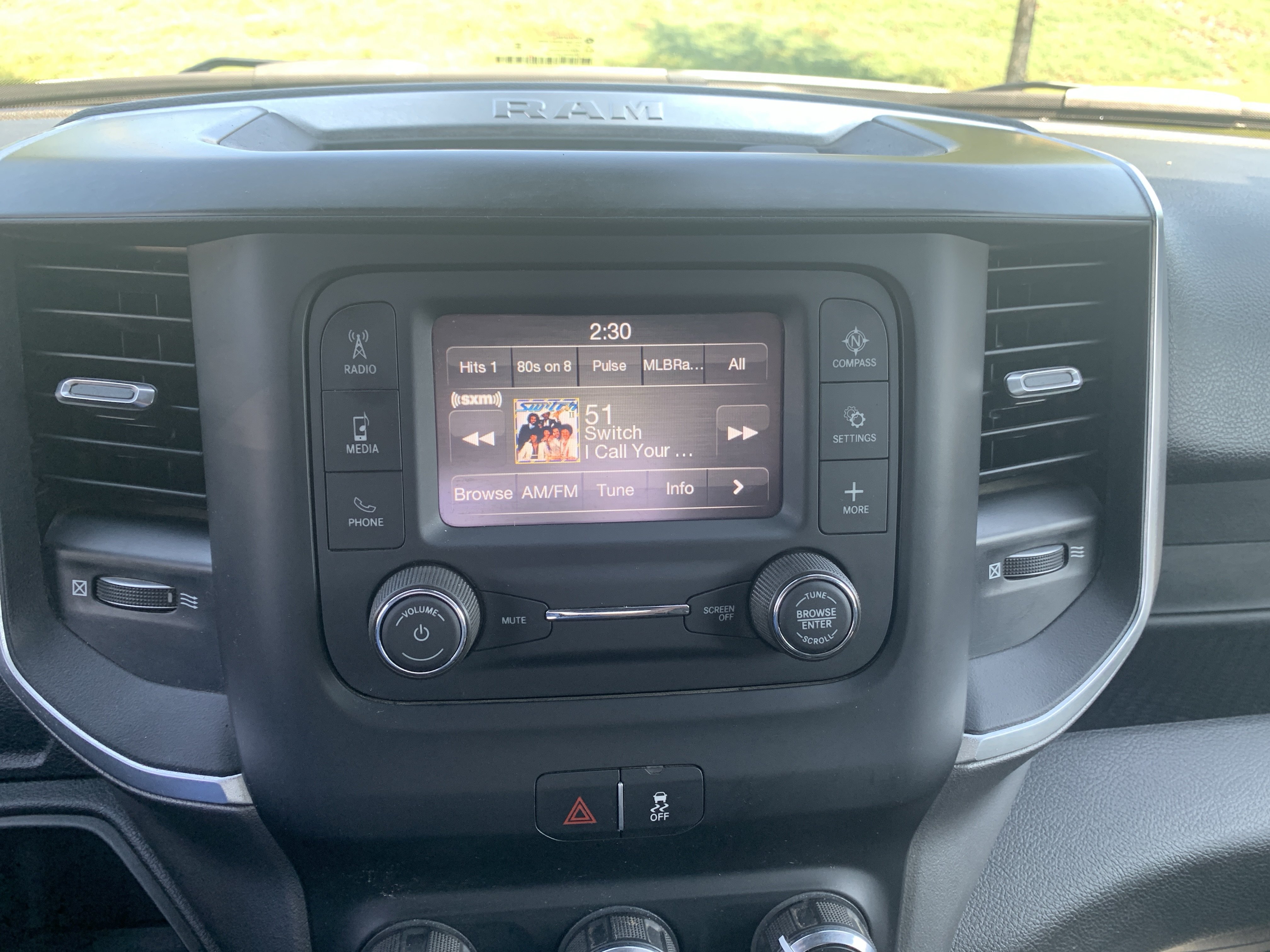 Used 2024 RAM 3500 SLT w/ Quick Order Package 2YG SLT AWD/4WD image 23