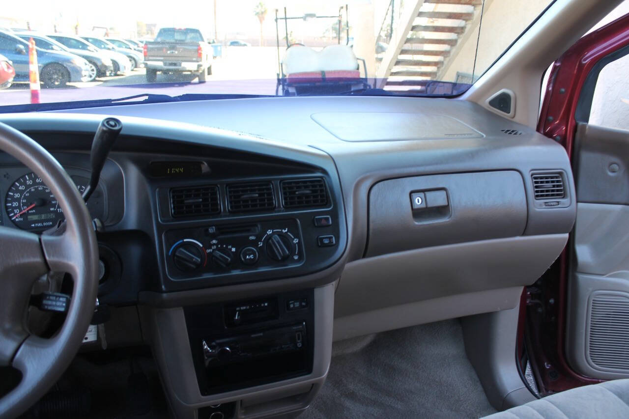 Used 1998 Toyota Sienna LE FWD image 35