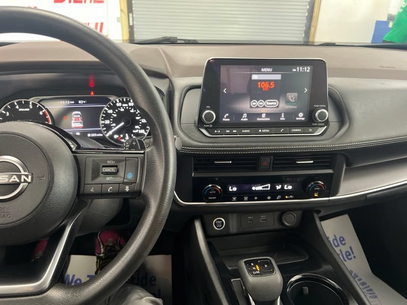 Used 2023 Nissan Rogue SV AWD/4WD image 22