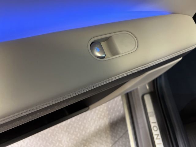 Used 2024 Hyundai Ioniq 5 Limited image 61