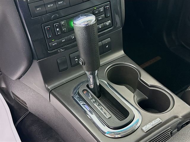 Used 2009 Ford Explorer Sport Trac Adrenalin image 18