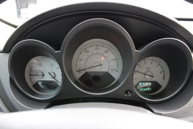 Used 2009 Chrysler Sebring LX FWD image 8
