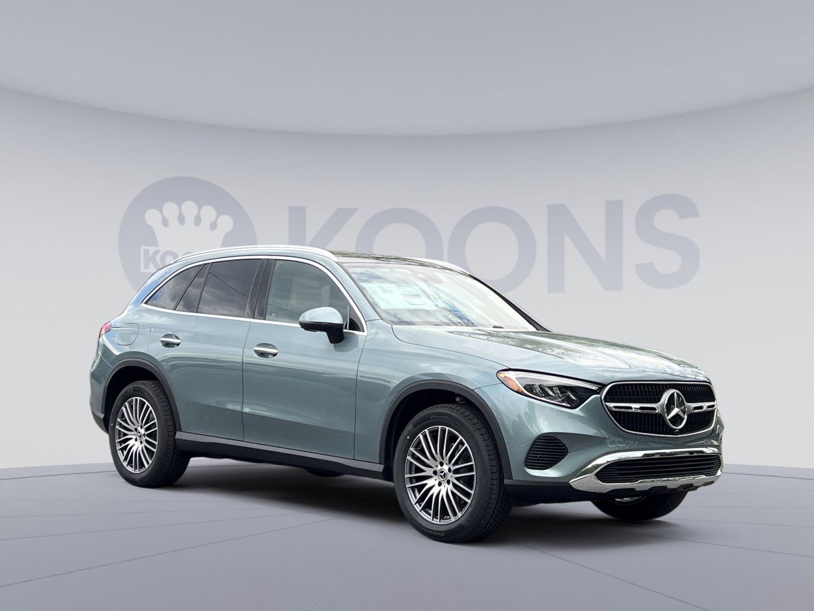 New 2026 Mercedes-Benz GLC 300 4MATIC image 2