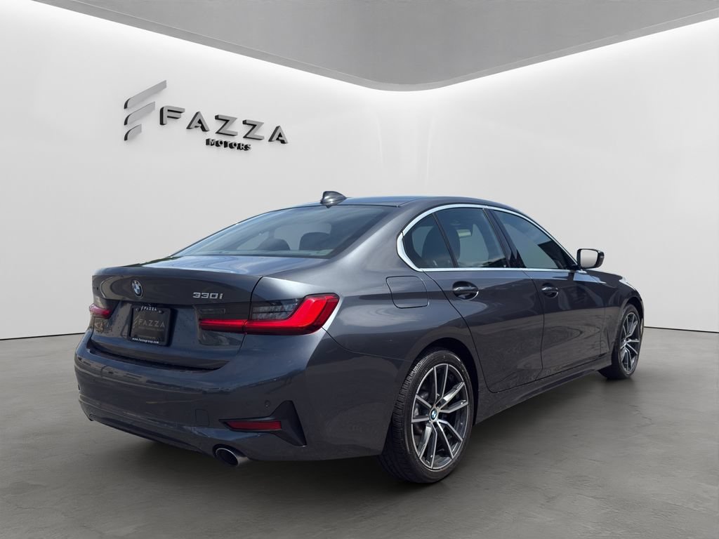 Used 2020 BMW 330i xDrive Sedan w/ Premium Package AWD/4WD image 12