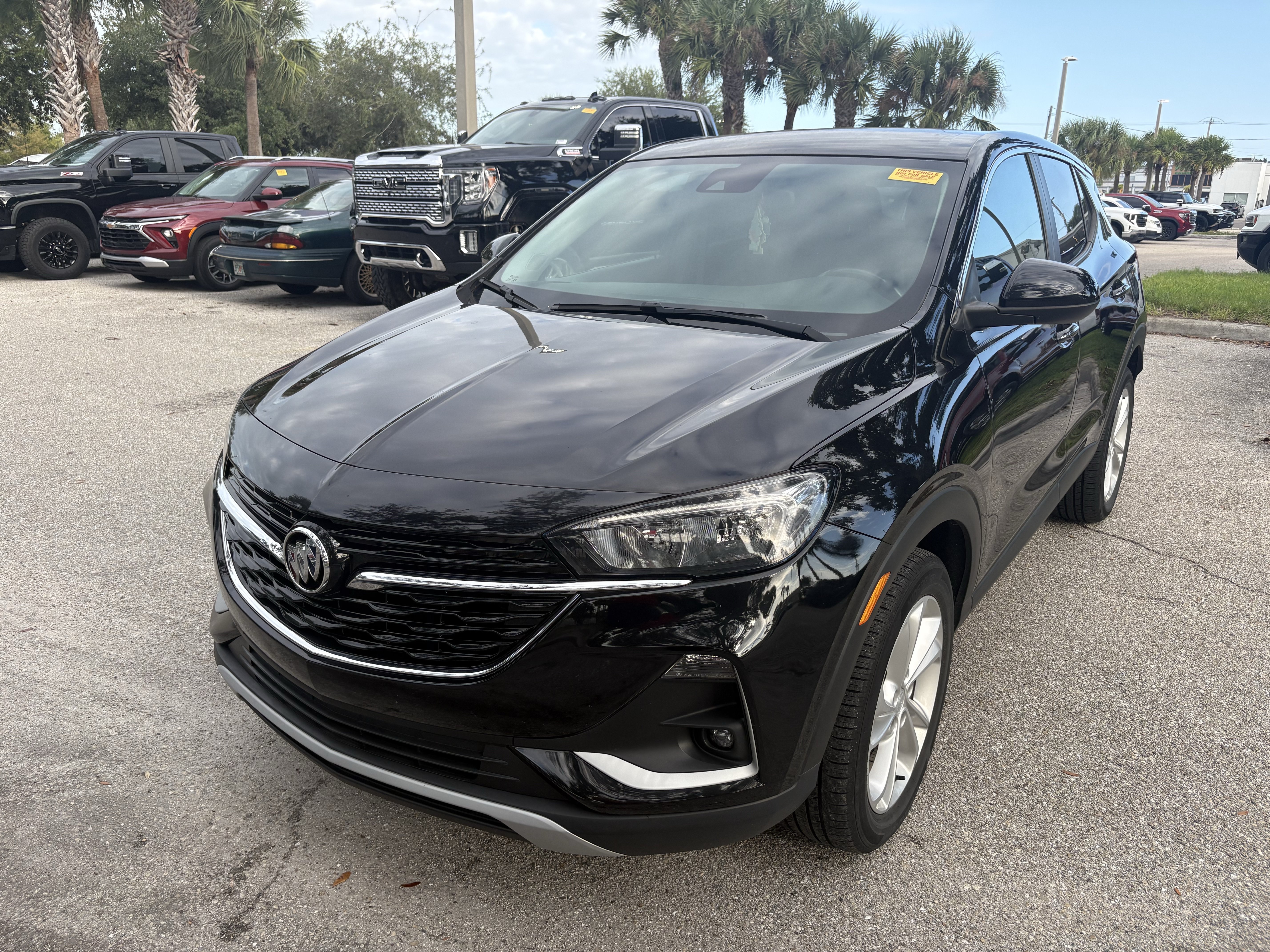 Certified 2023 Buick Encore GX Preferred w/ Cold Weather Comfort Package FWD image 3