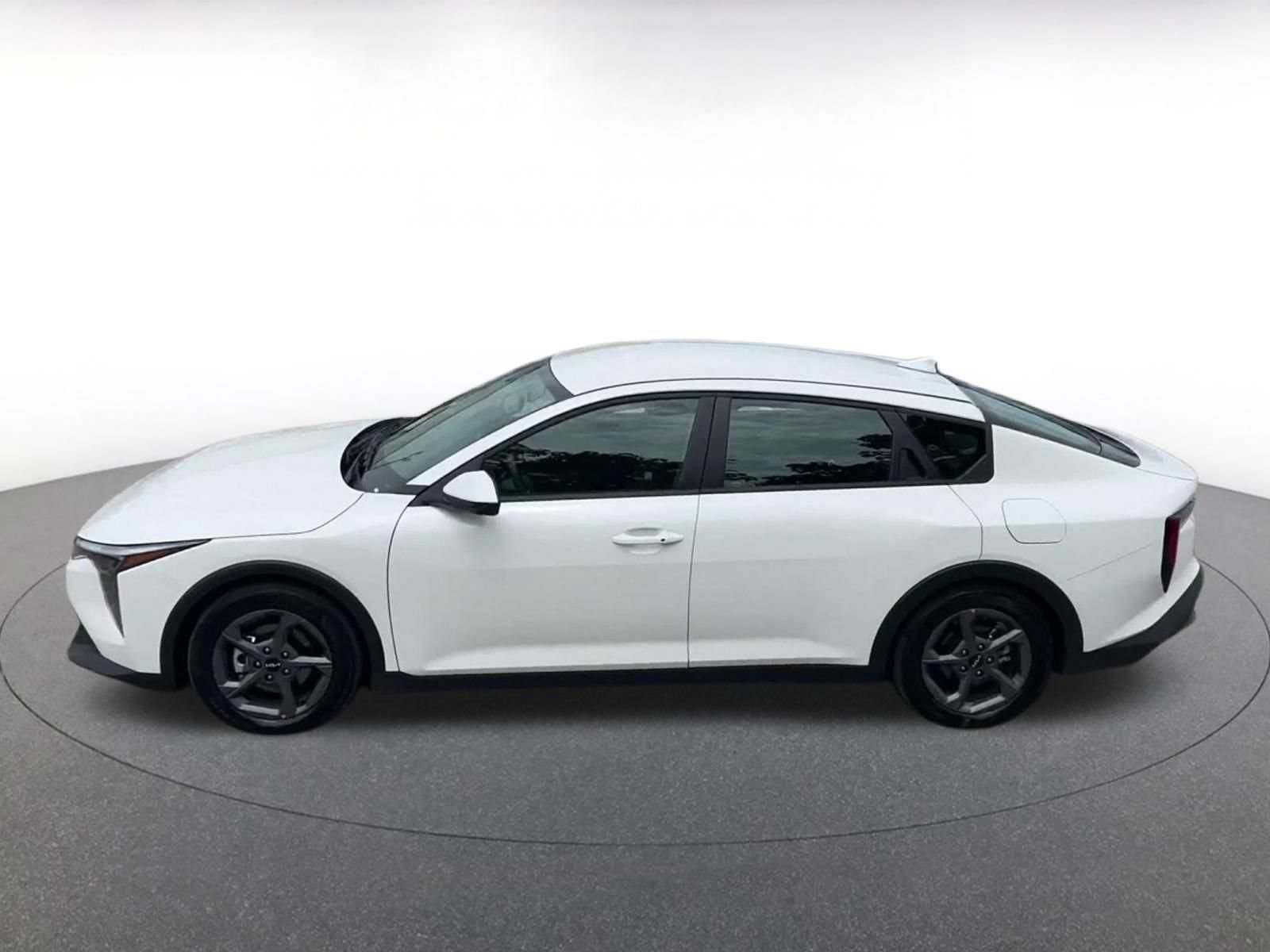 Used 2026 Kia K4 FWD image 9