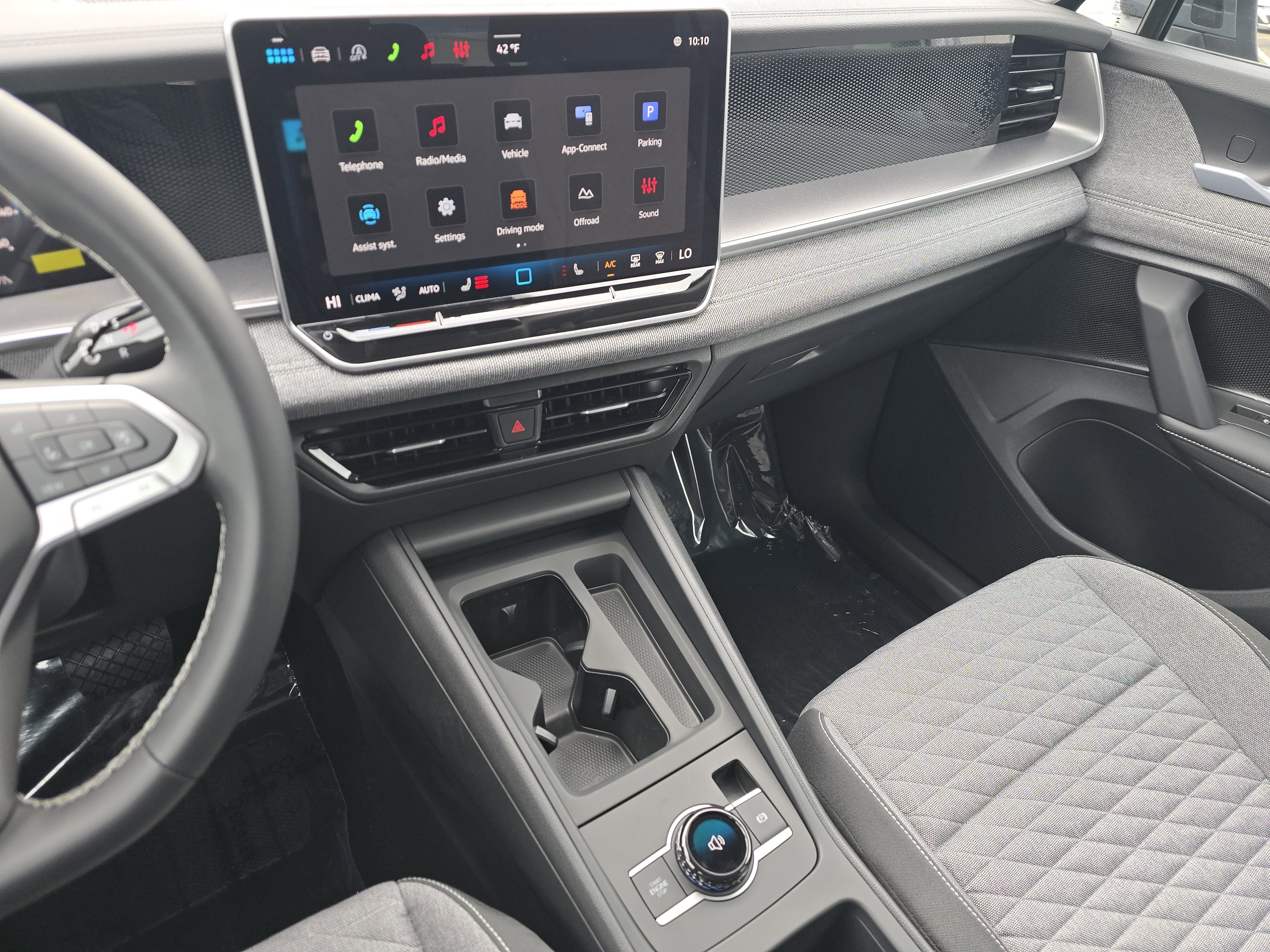 New 2026 Volkswagen Tiguan S image 22