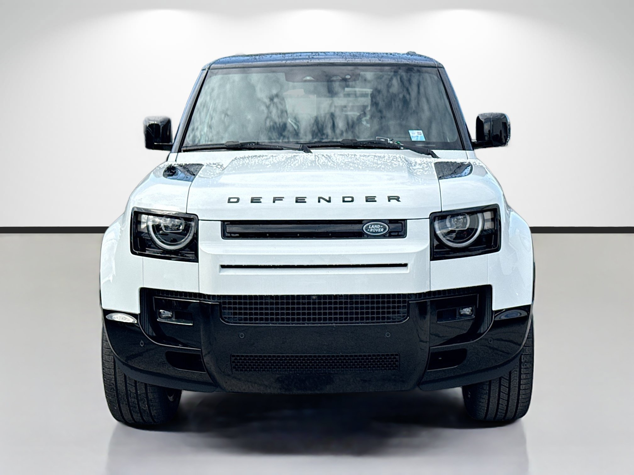 New 2026 Land Rover Defender 130 X-Dynamic SE AWD/4WD image 8