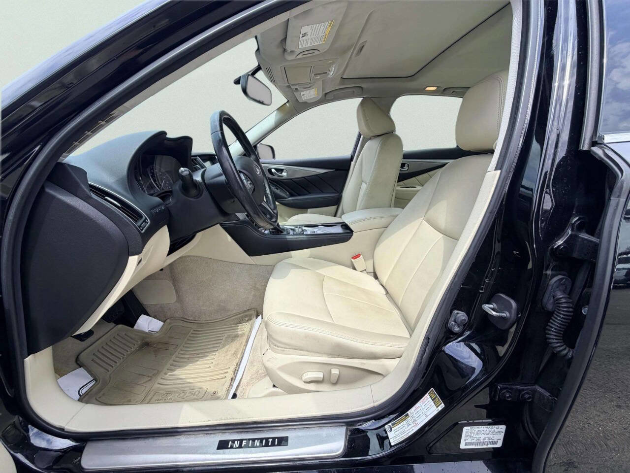 Used 2015 INFINITI Q50 Premium w/ Navigation Package image 13