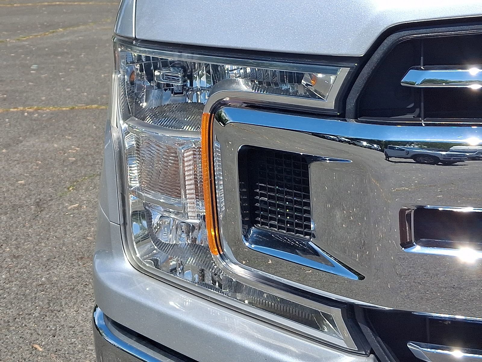 Used 2018 Ford F150 XLT AWD/4WD image 10