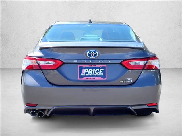 Used 2020 Toyota Camry SE FWD video 3