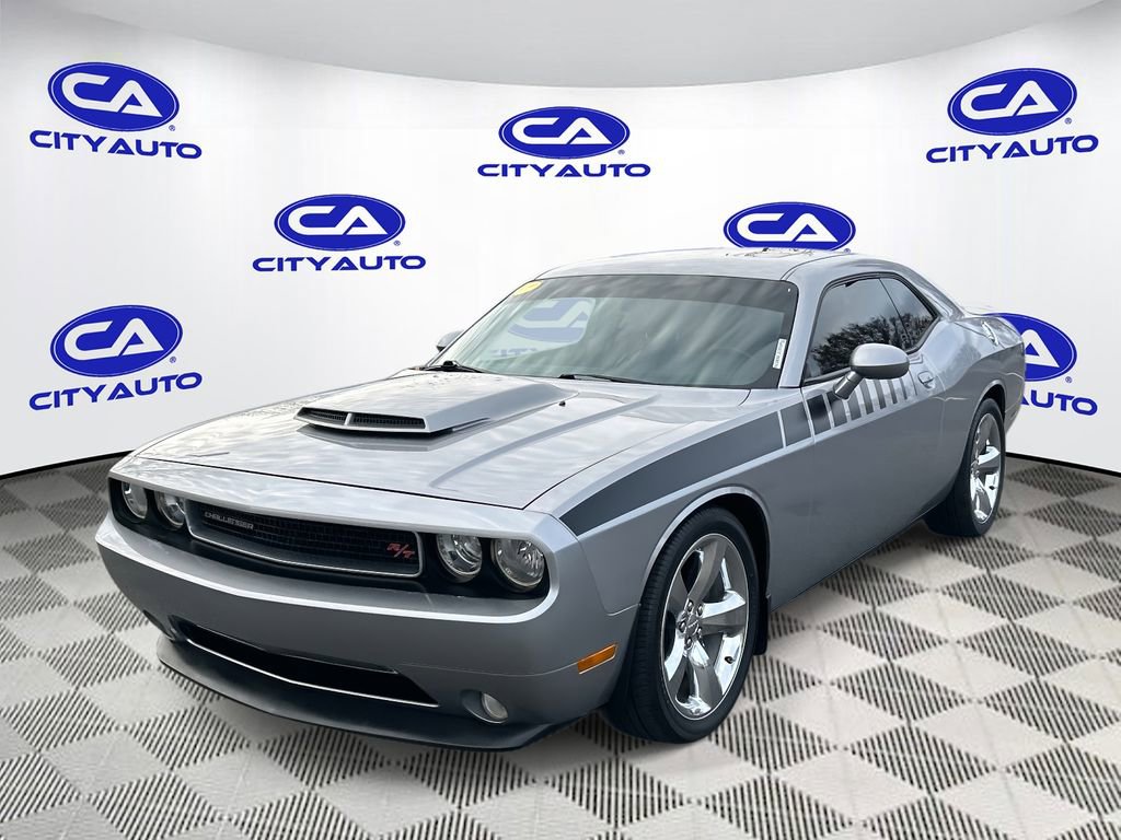 Used 2013 Dodge Challenger R/T image 9