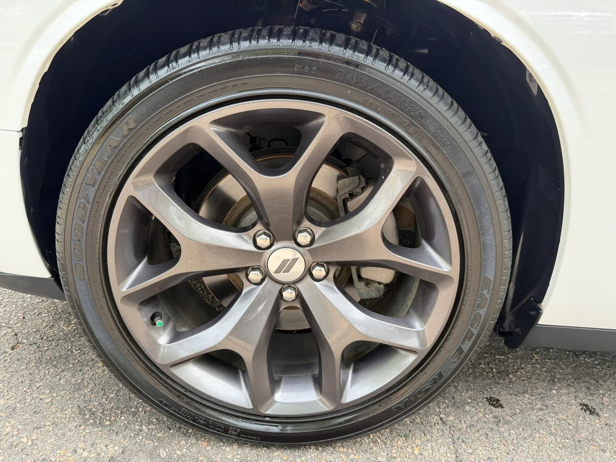 Used 2018 Dodge Challenger R/T Plus image 30