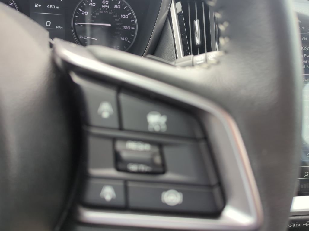 Used 2025 Subaru Outback Limited image 18