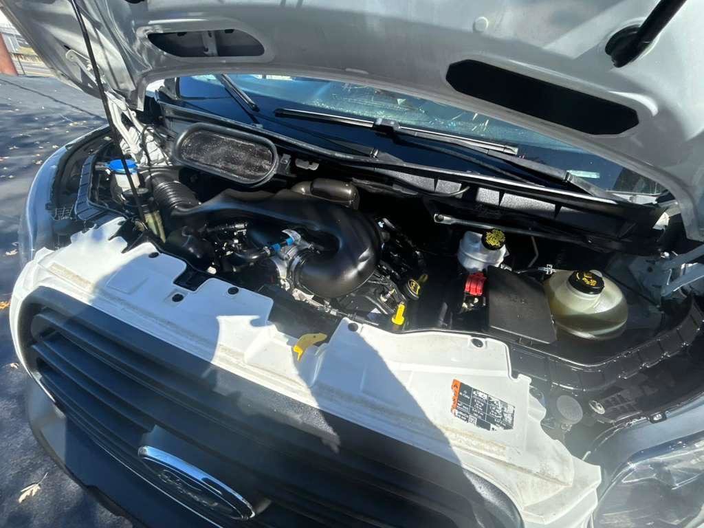 Used 2019 Ford Transit 250 148 Medium Roof image 26