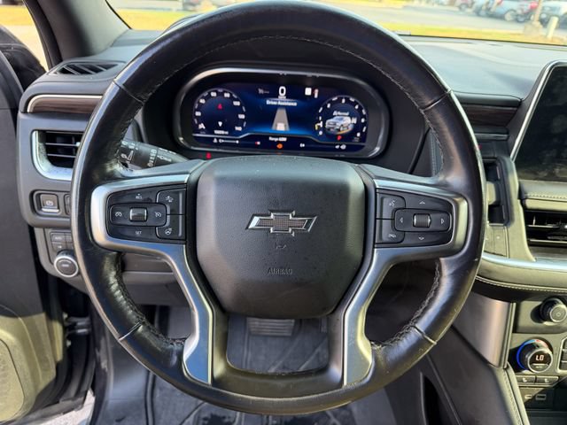 Used 2022 Chevrolet Suburban Z71 w/ Luxury Package AWD/4WD image 8