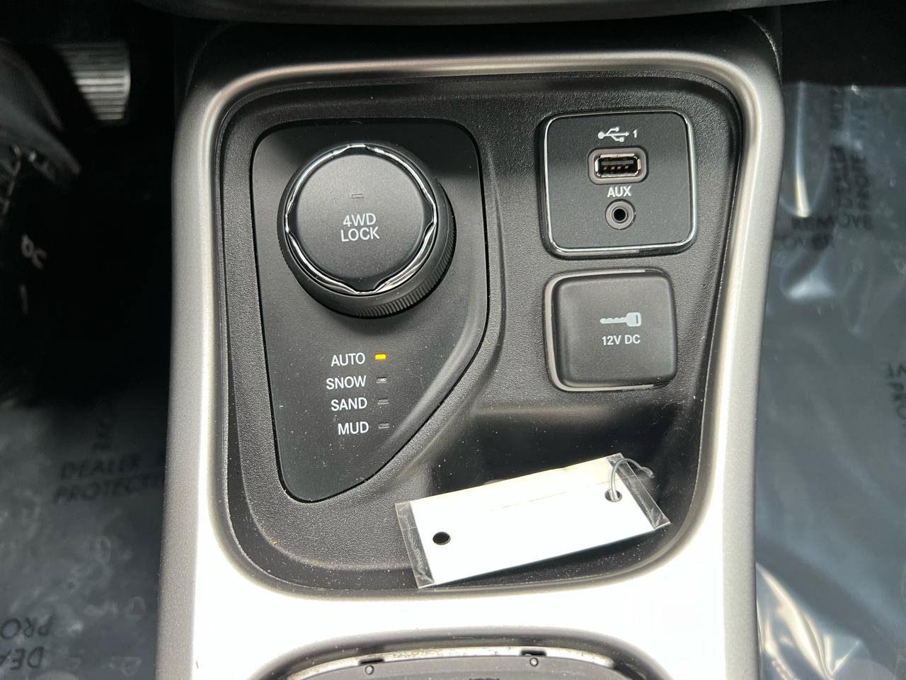 Used 2020 Jeep Compass Sport w/ Cold Weather Group AWD/4WD image 21