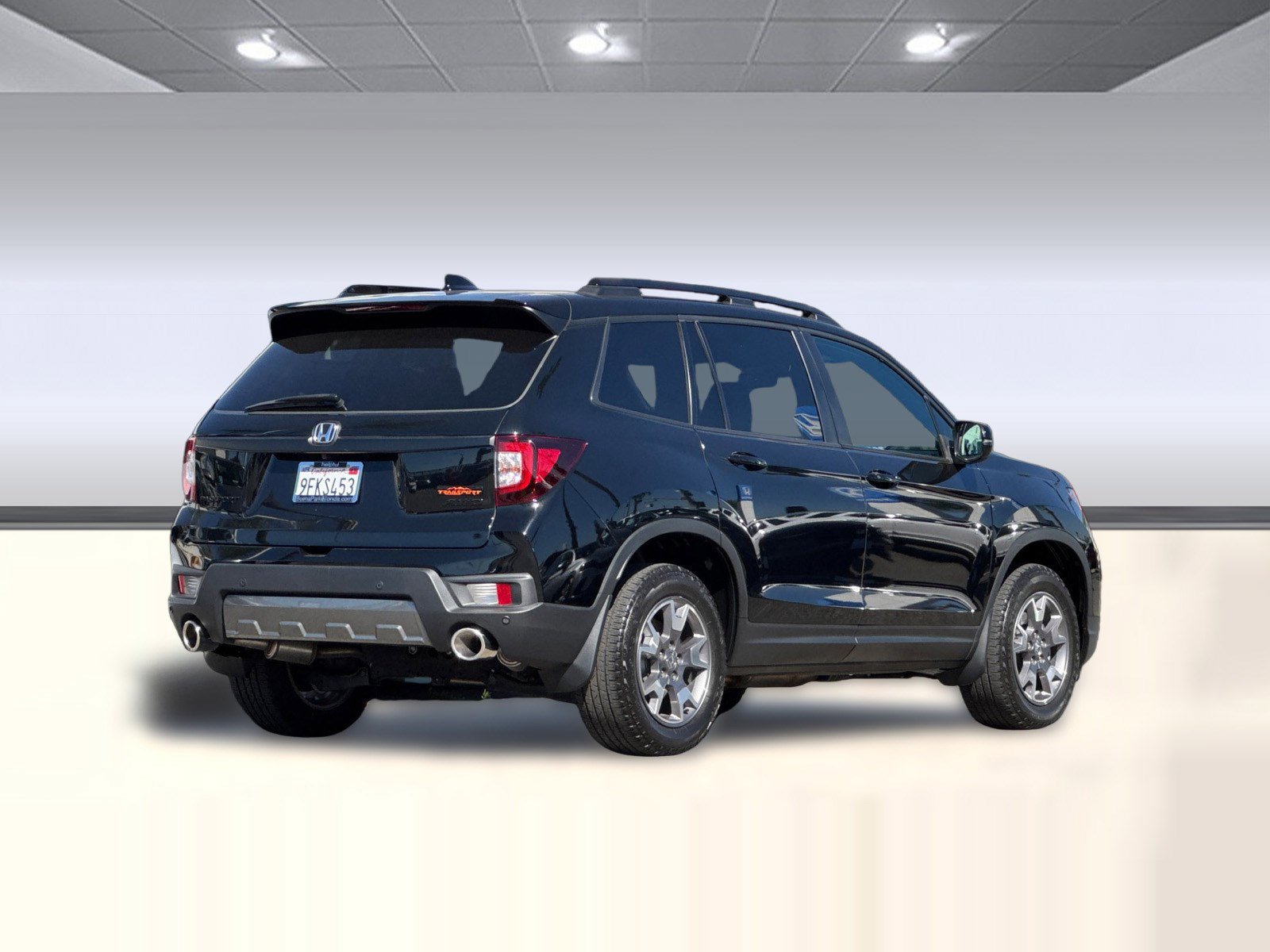 Used 2023 Honda Passport TrailSport image 8