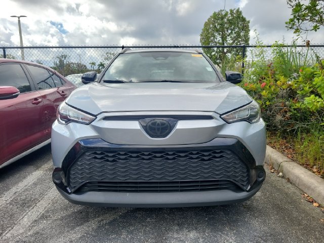 Used 2025 Toyota Corolla Cross AWD Hybrid image 2