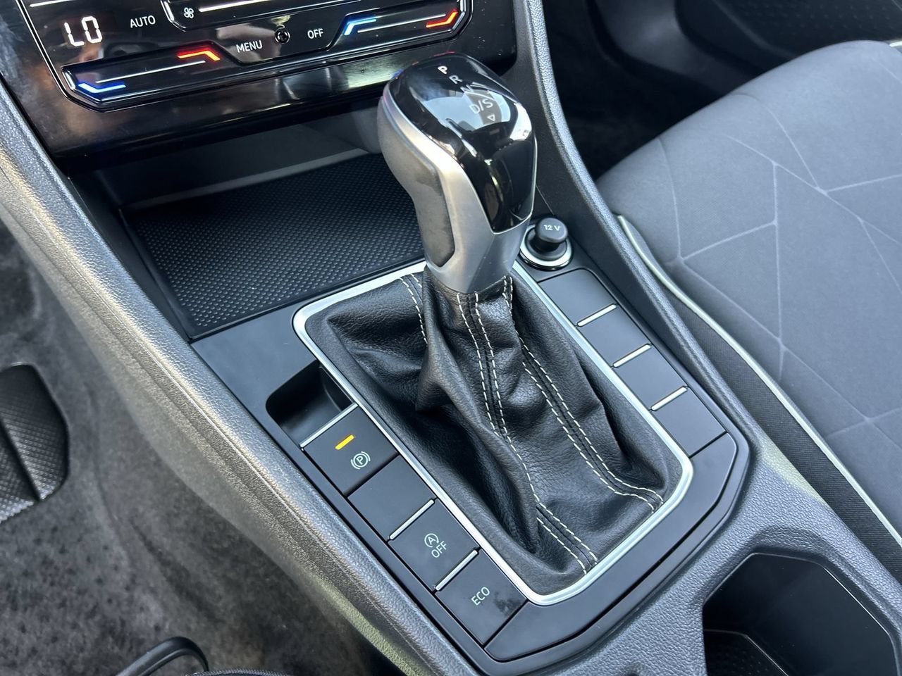 Certified 2026 Volkswagen Jetta Sport FWD image 26